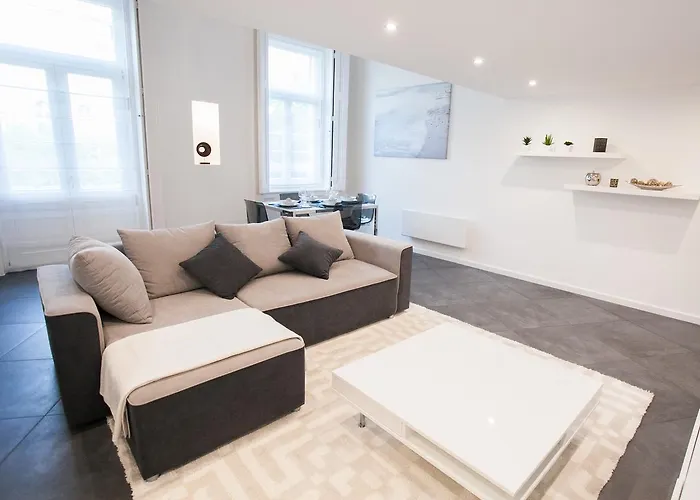 Oktogon Luxury Apartment